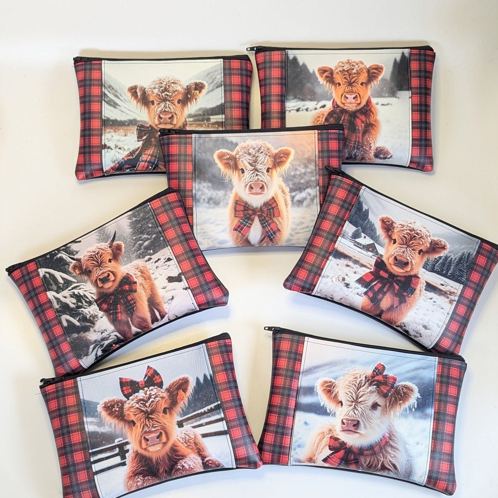 Highland Cow Winter Zipper Bags